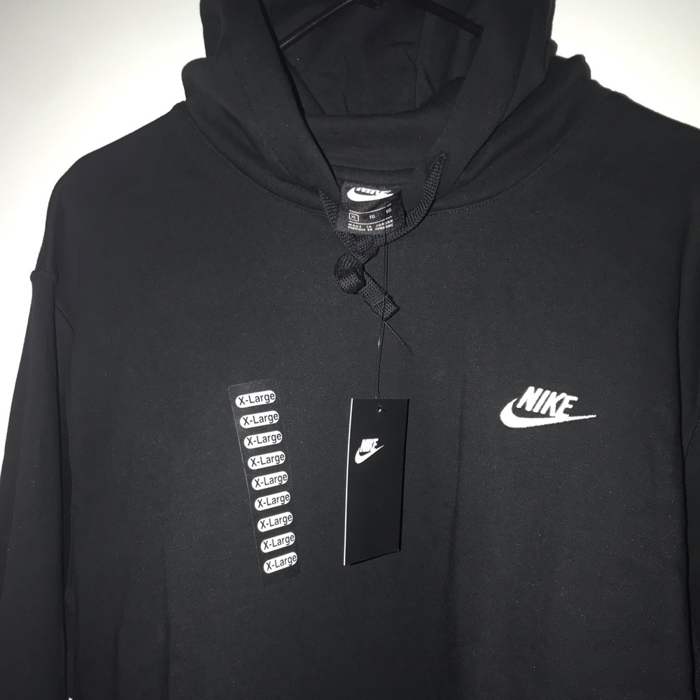 Nike Men’s Black Sweatshirt